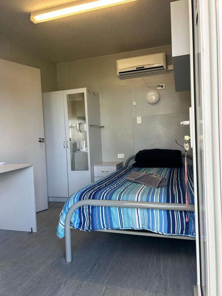 Gundy Pub & Caravan Park Gundiah Esterno foto